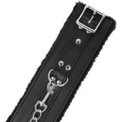 DARKNESS - SCHWARZ GEFÜTTERTE BDSM-HANDSCHELLEN – Produktansicht 4