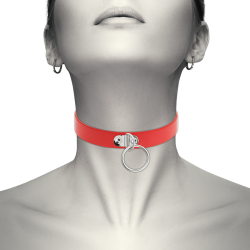 COQUETTE CHIC DESIRE - ROTE HALSKETTE AUS VEGANEM LEDER FETISCH-ACCESSOIRE FÜR FRAUEN – Produktansicht 2