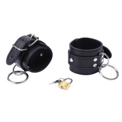OHMAMA FETISH - O-RING-VERSCHLOSSENE HANDGELENK FESSELN – Produktansicht 9