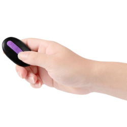 SHEQU - JULIAN DILDO UND KLITORISSTIMULATOR MIT VIBRATION UND FERNBEDIENUNG 16 CM – Produktansicht 11