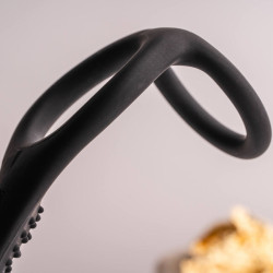 ROCKS-OFF - RO-ZEN RRO ANAL PLUG MIT VIBRIERENDEM PENISRING SCHWARZ – Produktansicht 2