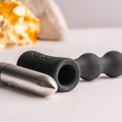 ROCKS-OFF - PETITE SENSATIONS PEARLS ANAL PLUG VIBRATOR SCHWARZ – Produktansicht 5