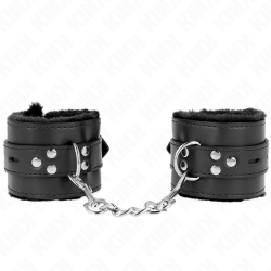 KINK - PELZGEFÜTTERTE HANDGELENKFESSELN MIT QUADRATISCHEN LÖCHERN, SCHWARZ UND SCHWARZ, VERSTELLBARER GÜRTEL… –…