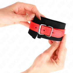 KINK - NYLON HANDGELENKFESSELN SCHWARZ MIT KUNSTLEDER ROT VERSTELLBAR 19-24 CM X 5,5 CM – Produktansicht 4