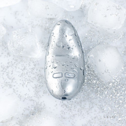 LELO - YVA EDELSTAHLVIBRATOR – Produktansicht 4