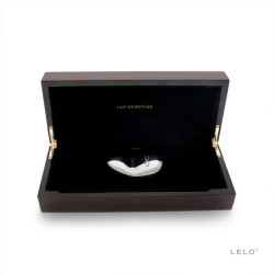 LELO - YVA EDELSTAHLVIBRATOR – Produktansicht 5