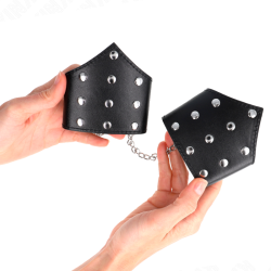 KINK - SCHWARZE ARMBÄNDER IM POINT-STIL MIT KETTE, VERSTELLBAR 17-23 CM X 8,5 CM – Produktansicht 4