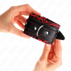 KINK - PELZGEFÜTTERTE HANDGELENKFESSELN ROT/SCHWARZ VERSTELLBAR 17-29 CM X 6 CM – Produktansicht 4