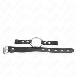 KINK - PENISRING AUS LEDER MIT SCHNALLVERSCHLUSS 22 X 2 CM MIT METALLRING 4 CM – Produktansicht 2