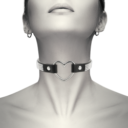 COQUETTE CHIC DESIRE - VEGANES LEDER-HALSBAND MIT HERZ – Produktansicht 2